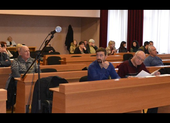 Під головуванням міського голови Л,Дромашко відбулось засідання 24 позачергової сесії міської ради 7 скликання Під головуванням міського голови Л,Дромашко відбулось засідання 24 позачергової сесії міської ради 7 скликання