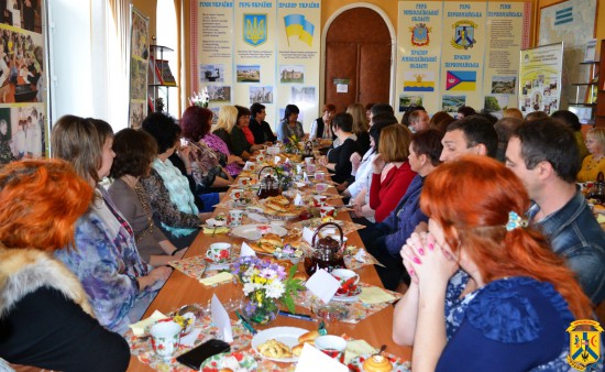 Одинадцята зустріч начальника управління освіти Г.Остапенко з педагогами міста Одинадцята зустріч начальника управління освіти Г.Остапенко з педагогами міста