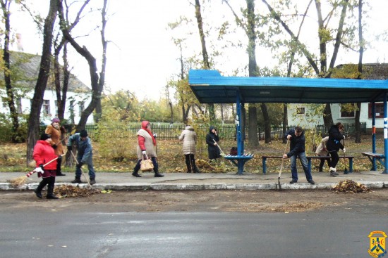 Початок осіннього місячника з благоустрою Початок осіннього місячника з благоустрою