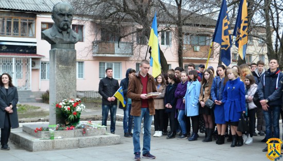 Міжнародний флешмоб на вшанування пам'яті Кобзаря Міжнародний флешмоб на вшанування пам'яті Кобзаря
