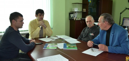 Засідання підготовчого комітету з проведення громадських слухань Засідання підготовчого комітету з проведення громадських слухань
