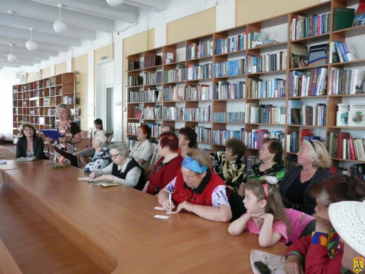День захисту людей похилого віку у Первомайській міській централізованій бібліотечній системі День захисту людей похилого віку у Первомайській міській централізованій бібліотечній системі