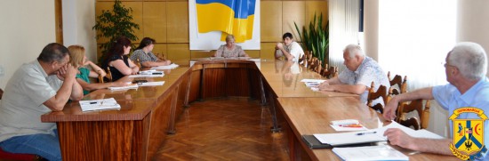 Чергова нарада з керівниками КП та працівниками управління ЖКГ Чергова нарада з керівниками КП та працівниками управління ЖКГ
