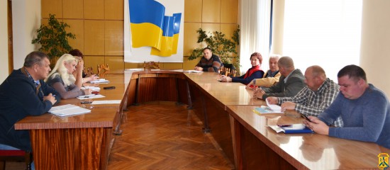 Щотижнева нарада з керівниками підприємств житлово-комунальної галузі Щотижнева нарада з керівниками підприємств житлово-комунальної галузі