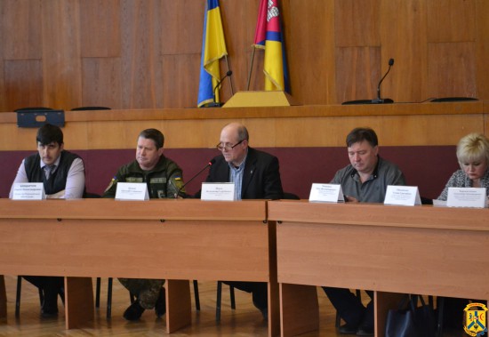 Засідання круглого столу з соціально-побутових питань Засідання круглого столу з соціально-побутових питань