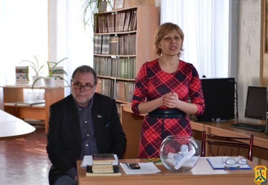 Літературні БАТЛИ «Поезія – це завжди неповторність» (до Всесвітнього дня поезії) Літературні БАТЛИ «Поезія – це завжди неповторність» (до Всесвітнього дня поезії)