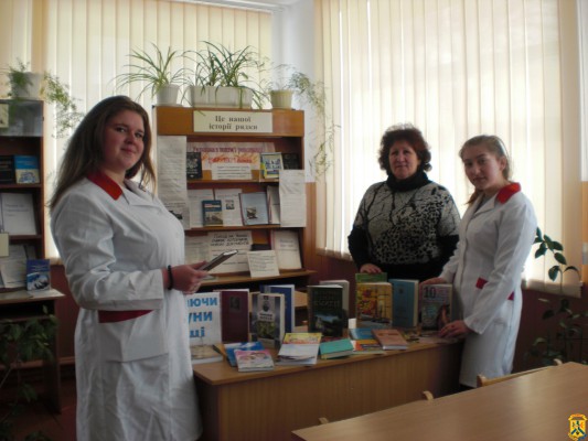 Інформ-тайм від бібліотеки «Звільнення м. Первомайська крізь призму військової історії» Інформ-тайм від бібліотеки «Звільнення м. Первомайська крізь призму військової історії»