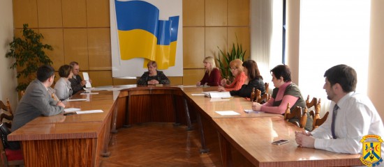 Нарада з розгляду попередніх матеріалів проекту землеустрою щодо встановлення (зміни) межі міста Первомайська Нарада з розгляду попередніх матеріалів проекту землеустрою щодо встановлення (зміни) межі міста Первомайська