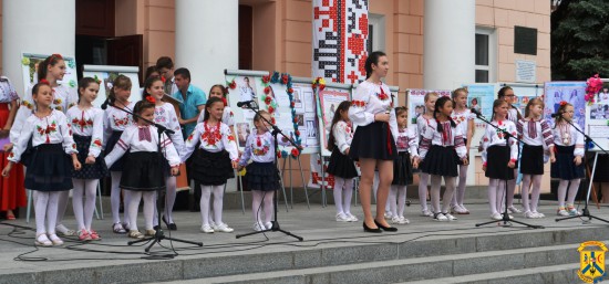 День вишиванки День вишиванки