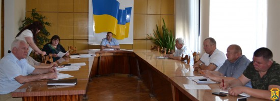 Нарада з керівниками підприємств з питань житлово-комунального господарства Нарада з керівниками підприємств з питань житлово-комунального господарства
