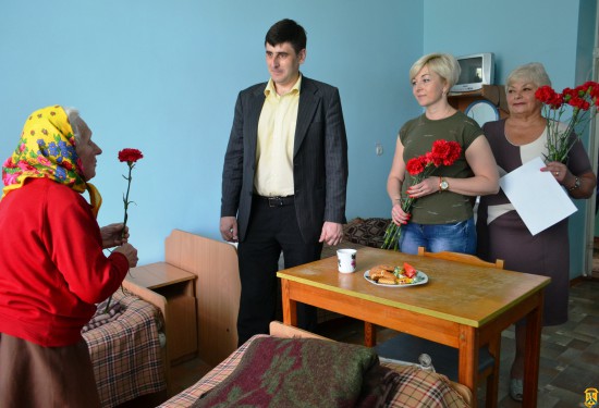 Візит до шпиталю ветеранів війни Візит до шпиталю ветеранів війни