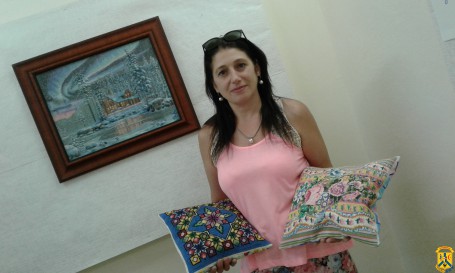 Відкриття виставки художньо-ужиткового мистецтва «Мальовнича Україна» Відкриття виставки художньо-ужиткового мистецтва «Мальовнича Україна»