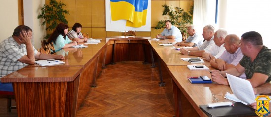 Щотижнева нарада з керівниками підприємств житлово-комунальної галузі міста Щотижнева нарада з керівниками підприємств житлово-комунальної галузі міста