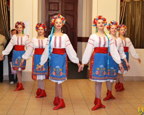 Міський фестиваль національних культур «Ми – українські» Міський фестиваль національних культур «Ми – українські»
