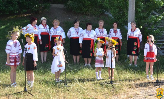 На центральному пляжі «Райдуга» первомайці відзначили Івана Купала На центральному пляжі «Райдуга» первомайці відзначили Івана Купала