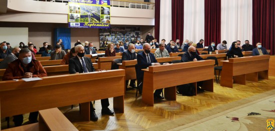 Перше пленарне засідання 2 чергової сесії Первомайської міської ради VIII скликання Перше пленарне засідання 2 чергової сесії Первомайської міської ради VIII скликання