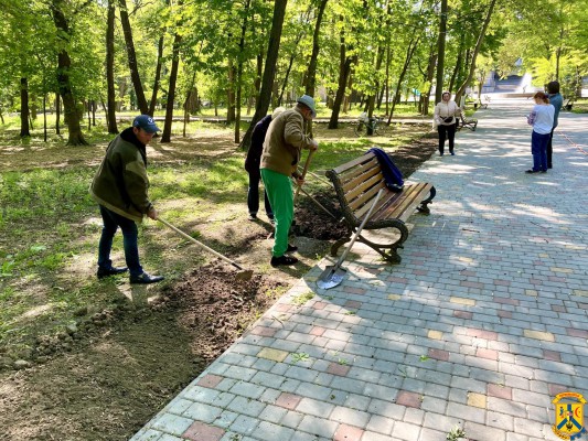19 травня 2022 року в центральному парку Первомайська здійснили висадку саджанців багаторічної Хости (гостролистої)