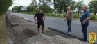 Проконтролювали, як виконуються  роботи з ремонту дорожнього покриття у напрямку смт Підгородня. 