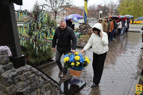 21 листопада в Україні в одинадцяте відзначається День гідності і свободи