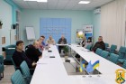 16 грудня 2024 року відбулася онлайн-зустріч очільника громади Олега Демченка з представниками данського підприємства Вайле Спілдеванд — Мікаелом Шульцем і Клаусом Крістенсеном