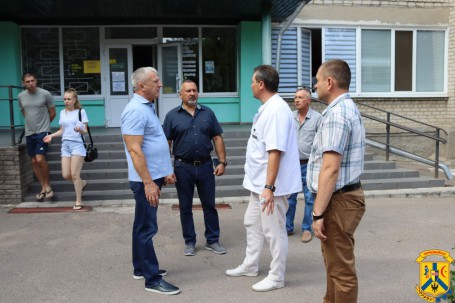 Очільник Первомайської громади Олег Демченко здійснив об’їзд медичних установ