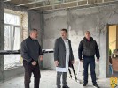 25 листопада 2025 року очільник Первомайської міської територіальної громади Олег Демченко спільно із заступником міського голови Володимиром Рябченком здійснили робочий виїзд до «Районного медичного центру» КНП «ПЦМБЛ»