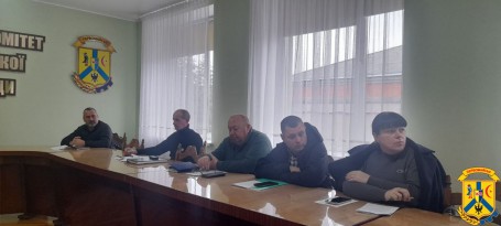 06 листопада 2025 року у приміщенні виконавчого комітету Первомайської міської ради відбулися засідання комісій під головуванням заступника міського голови Володимира Рябченка