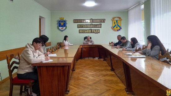 7 травня 2025 року в приміщенні виконавчого комітету міської ради Первомайський міський голова Олег Демченко провів робочу нараду 7 травня 2025 року в приміщенні виконавчого комітету міської ради Первомайський міський голова Олег Демченко провів робочу нараду
