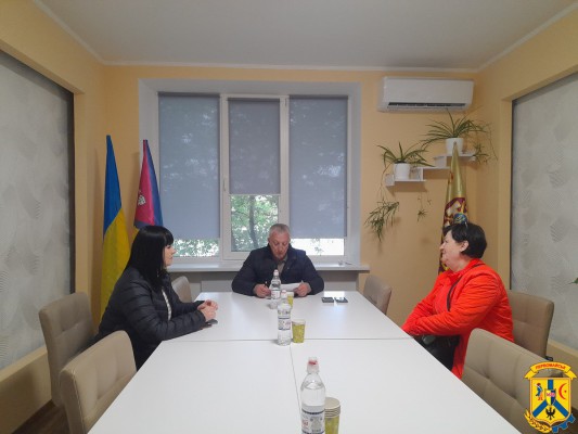 7 травня 2025 року&nbsp;очільник Первомайської міської територіальної громади Олег Демченко провів виїзний особистий прийом громадян в Ветеранському сервісному&nbsp; офісі (Veteran Hub)
