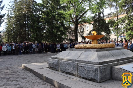 Щорічно, 8 травня уся Україна вшановує День памʼяті та примирення