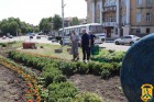 16 червня 2025 року в центральній частині міста Первомайськ продовжились роботи з оновлення клумб та зелених зон