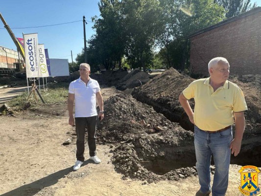 28 серпня 2025 року міський голова Первомайської міської територіальної громади Олег Демченко разом із першим заступником Дмитром Малішевським здійснили робочий виїзд на будівельний майданчик за адресою: вул. Павла Поповича, 123-а