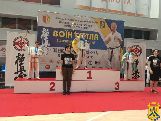 9 травня 2026 року у місті Кам'янське вже вчетверте відбувся Всеукраїнський турнір з кіокушин карате пам&rsquo;яті Олександра Малофєєва &laquo;Воїн світла&raquo;