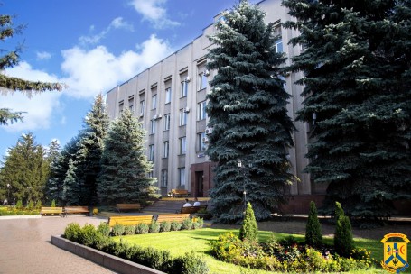 Первомайська громада  Герої України