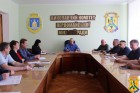  19 травня 2026 року у залі засідань виконавчого комітету Первомайської міської ради відбулася чергова апаратна нарада під головуванням очільника Первомайської міської територіальної громади Олег Демченко