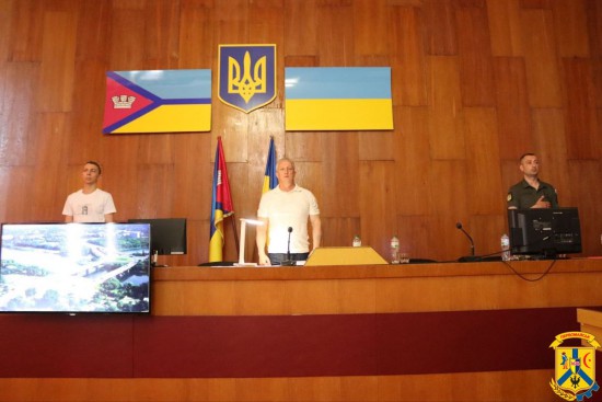28 травня 2026 року в сесійній залі Первомайської міської ради відбулося пленарне засідання позачергової 95-ї сесії міської ради VIII скликання під головуванням очільника Первомайської міської територіальної громади Олега Демченка