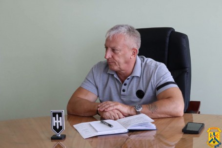 28 липня 2026 року очільник Первомайської міської територіальної громади Олег Демченко провів робочу зустріч із представниками української молодіжної громадської організації &laquo;Центурія&raquo;