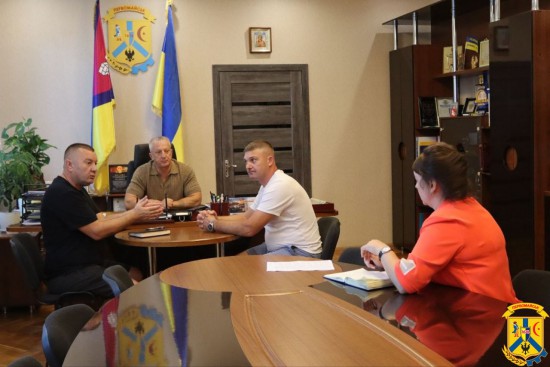 21 серпня 2026 року очільник Первомайської міської територіальної громади Олег Демченко провів робочу зустріч із представниками громадської організації &laquo;Патріоти Миколаївщини&raquo;